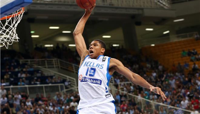 Έτοιμος δηλώνει ο Αντετοκούμπο να «διαδεχτεί» τον Σπανούλη