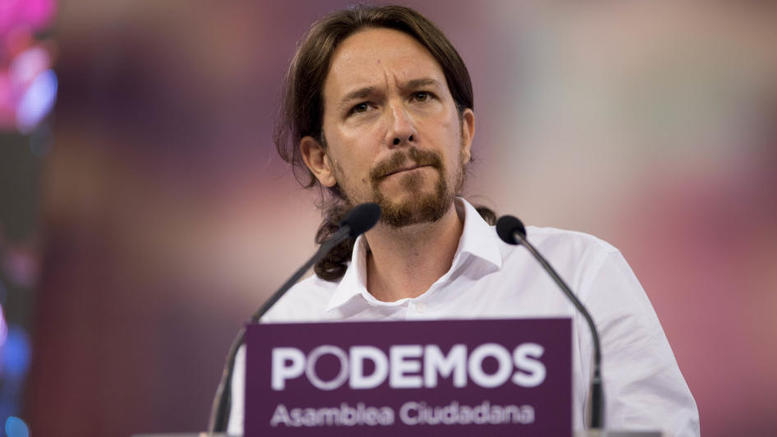 Χαμογελαστός στην κάλπη ο Ιγκλέσιας των Podemos – ΦΩΤΟ