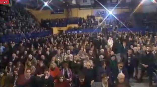 LIVE – Η συγκέντρωση της Δημοκρατικής Συμπαράταξης στο Σπόρτινγκ