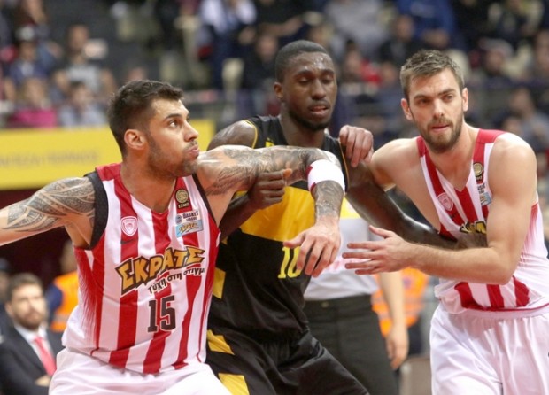 Ρεβεγιόν με νίκη για τον Ολυμπιακό