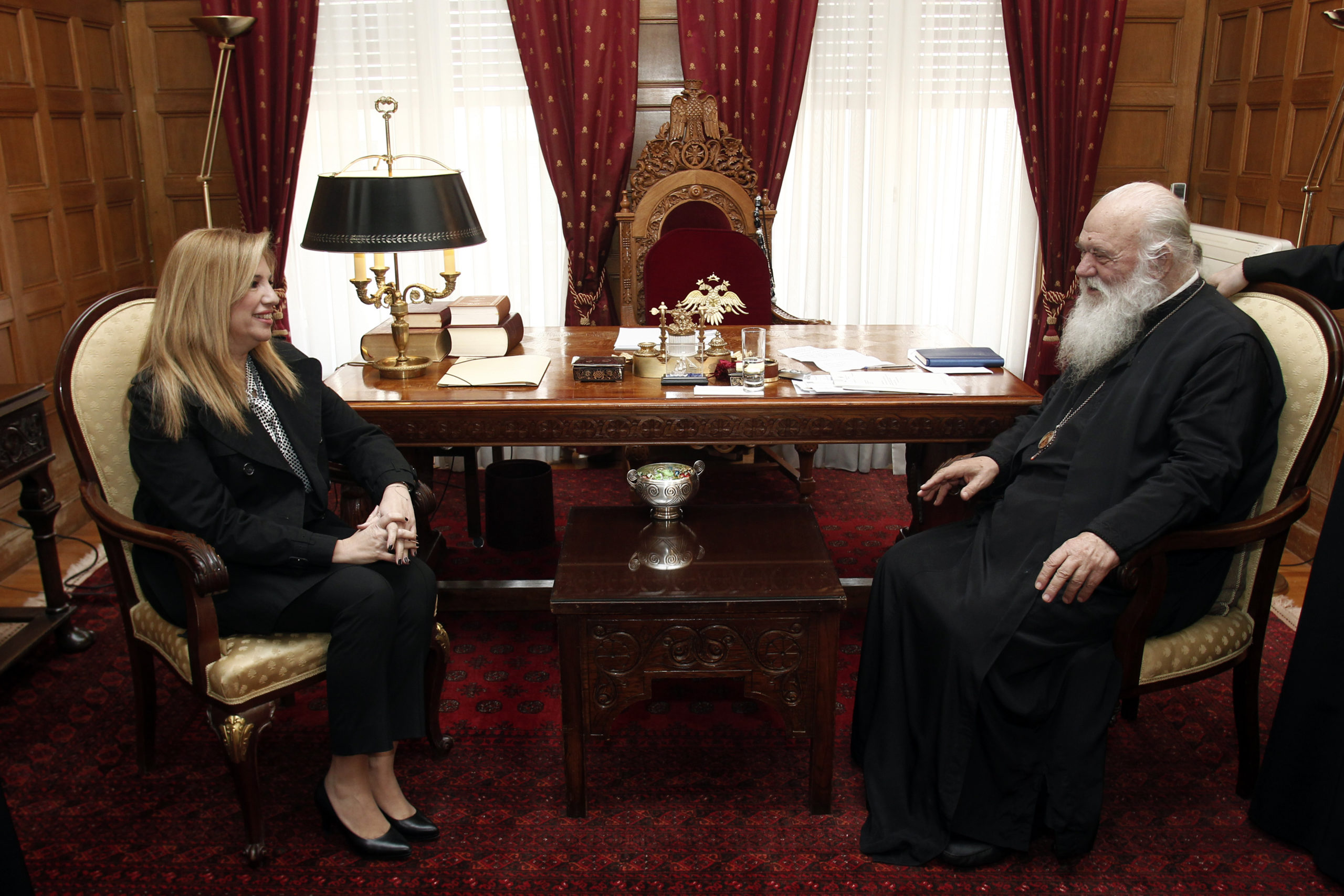 Συνάντηση Ιερώνυμου-Γεννηματά – ΦΩΤΟ