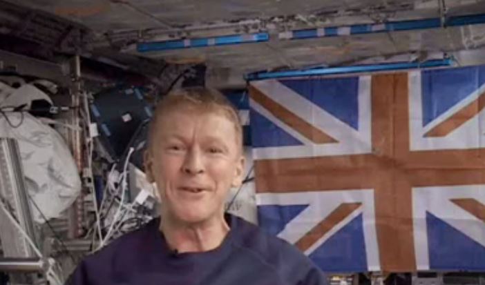 Ευχές για το νέο έτος από το διάστημα – ΒΙΝΤΕΟ