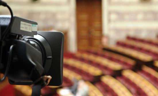 Η Βουλή θα καθορίσει τον αριθμό των τηλεοπτικών αδειών
