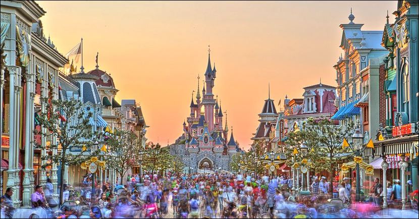 Είχε μαζί του το κοράνι ο ένοπλος που συνελήφθη στη Disneyland στο Παρίσι