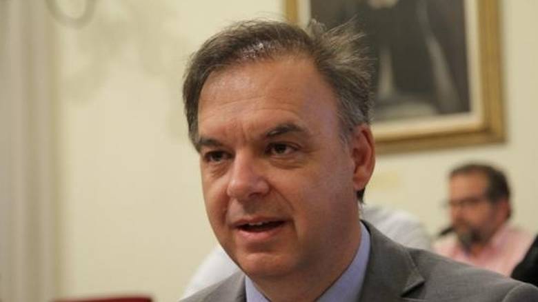 Λιαργκόβας: Επιστρέφουμε στην ύφεση με υψηλή ανεργία και αρκετά ερωτηματικά