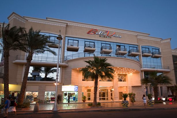 Ένοπλοι άνοιξαν πυρ σε ξενοδοχείο στην Αίγυπτο