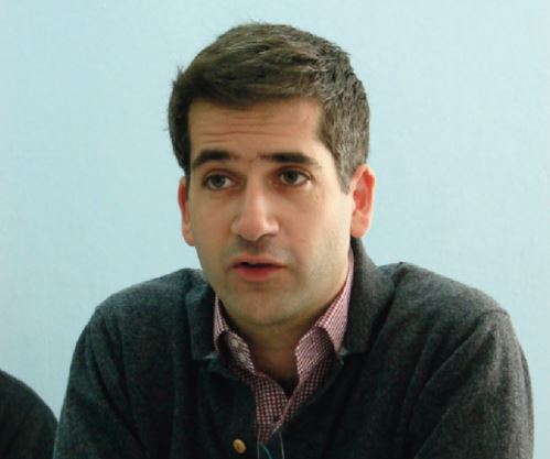 Το αιχμηρό σχόλιο του Μπακογιάννη για την παράσταση του Εθνικού