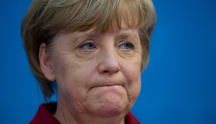 Το 40% των Γερμανών θέλει την παραίτηση της Μέρκελ