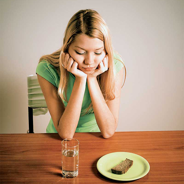 Διατροφικές διαταραχές: Οι 5 σοβαρές επιπτώσεις τους στην υγεία