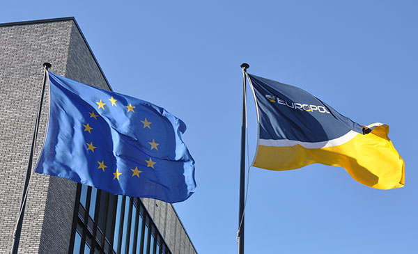 Europol: Οι τζιχαντιστές προετοιμάζουν “μεγάλης κλίμακας επιθέσεις” στην Ευρώπη