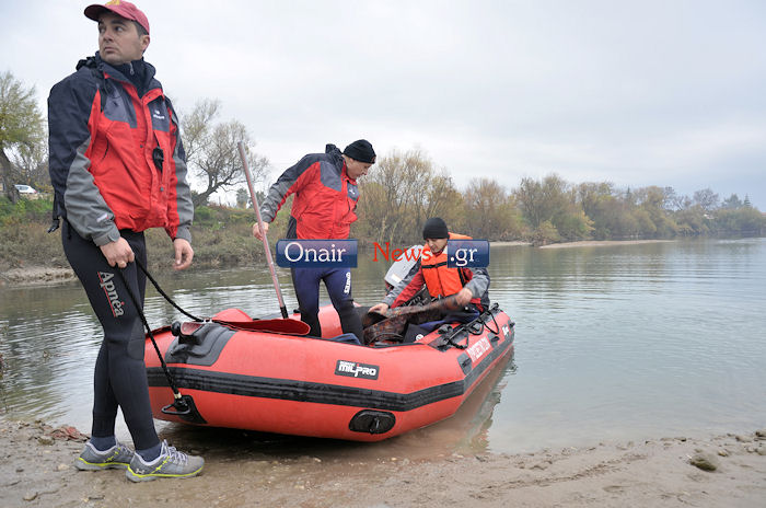 Η κακοκαιρία δυσχεραίνει τις έρευνες στο Μεσολόγγι – ΦΩΤΟ