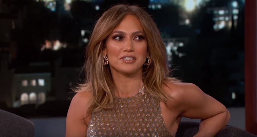 Η Λόπεζ ψωνίζει από εκπτωτικά μαγαζιά – ΒΙΝΤΕΟ