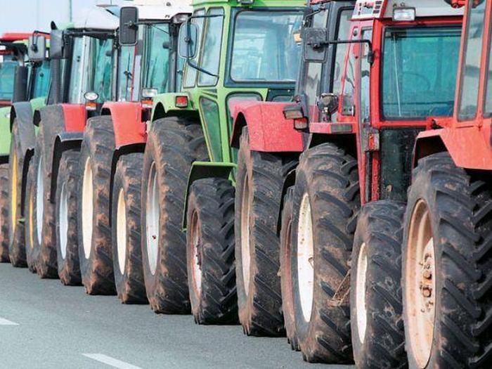 Έκλεψαν μπαταρίες από τρακτέρ που θα πήγαιναν στα Τέμπη – ΒΙΝΤΕΟ