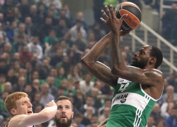 Παναθηναϊκός – Νταρουσάφακα 63-58 (30′)