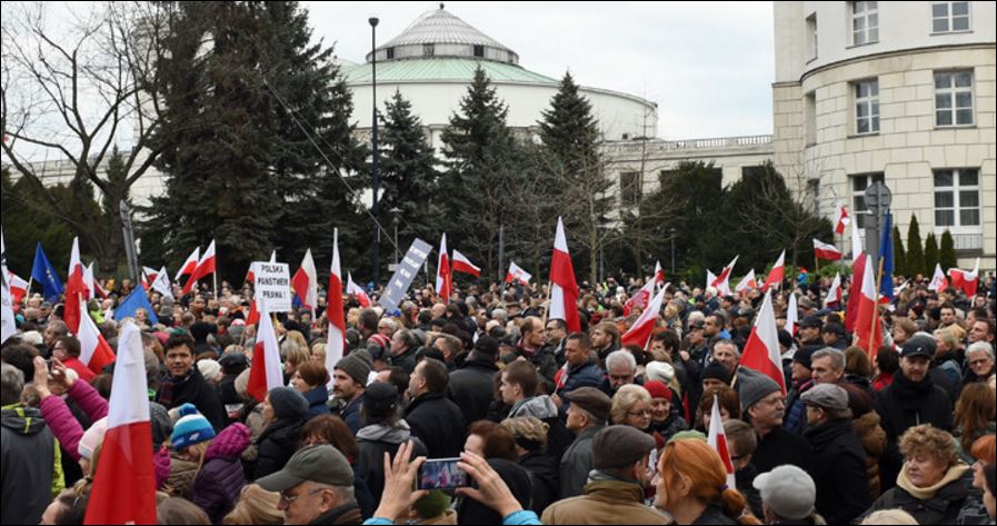 “Ψυχρός πόλεμος” Γερμανίας – Πολωνίας