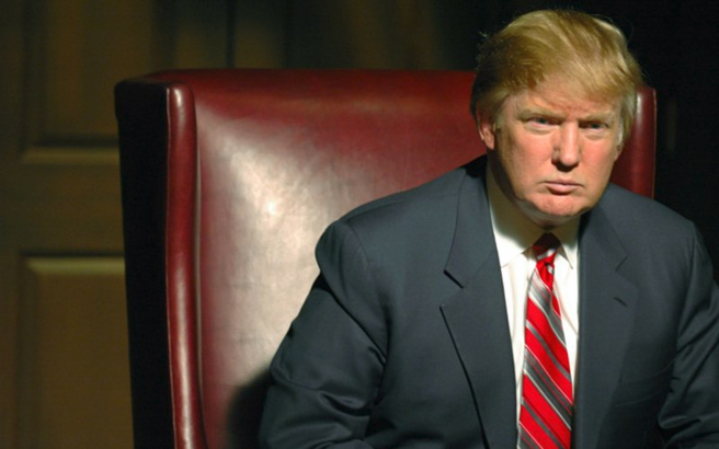 Εξετάζεται η απαγόρευση της εισόδου του Τραμπ στη Βρετανία