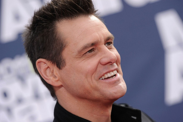 Αγνώριστος ο Τζιμ Κάρεϊ στις Χρυσές Σφαίρες – ΦΩΤΟ