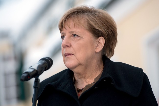 Ο Γερμανός ψυχίατρος που διέγνωσε στη Μέρκελ “επικίνδυνο ναρκισσισμό”