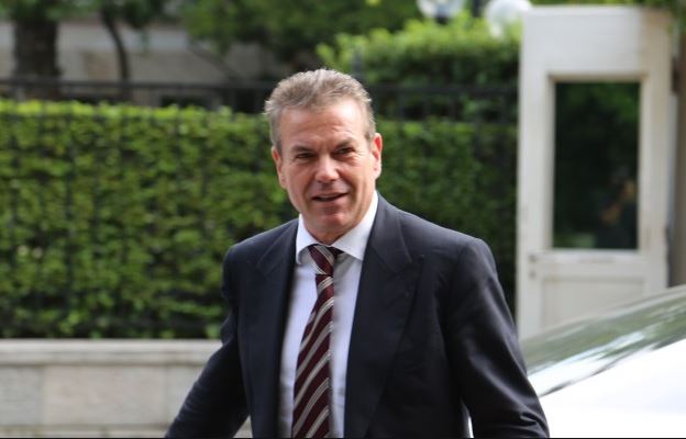 Πετρόπουλος: Θα εξαιρεθούν από την αύξηση εισφορών τα “μπλοκάκια”