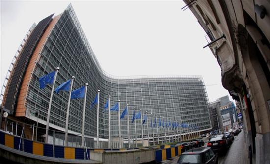 Δυσαρέσκεια Βρυξελλών για το κομματικό κράτος