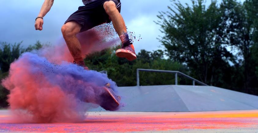 Σκέιτμπορντ στα… χρώματα – ΒΙΝΤΕΟ