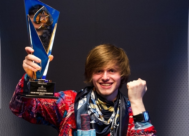 Ο 21χρονος που έγινε εκατομμυριούχος από το πόκερ – ΦΩΤΟ