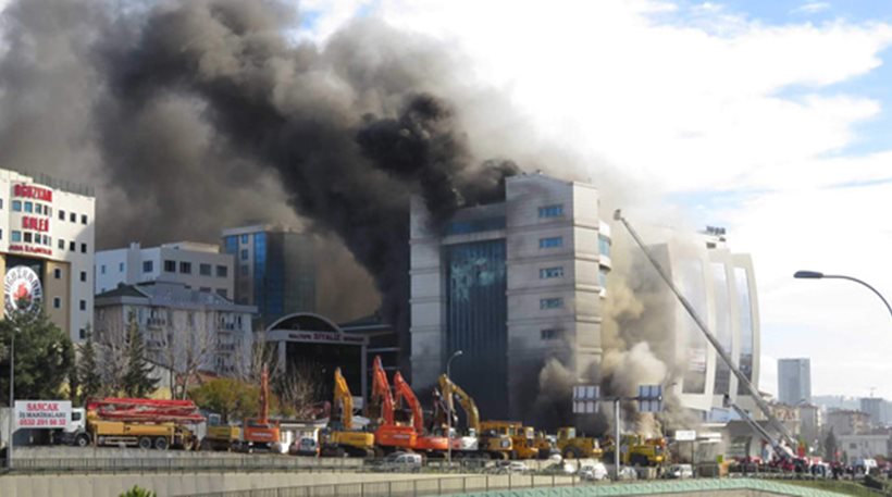 Φωτιά σε ξενοδοχείο στο Μάλτεπε της Κωνσταντινούπολης – ΦΩΤΟ – ΒΙΝΤΕΟ