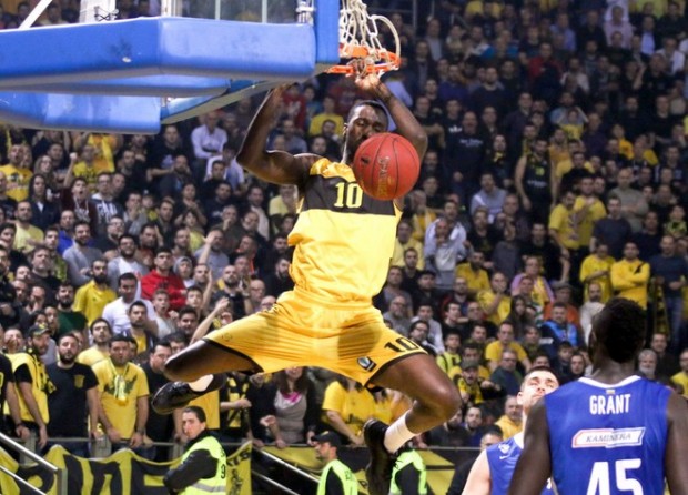 Απολαυστικός ο Άρης κόντρα στην Νεπτούνας