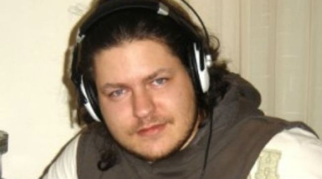 Τα κενά στη συμπεριφορά της μητέρας αποκαλύπτει ο αδελφικός φίλος του Κωστή Πολύζου – ΒΙΝΤΕΟ