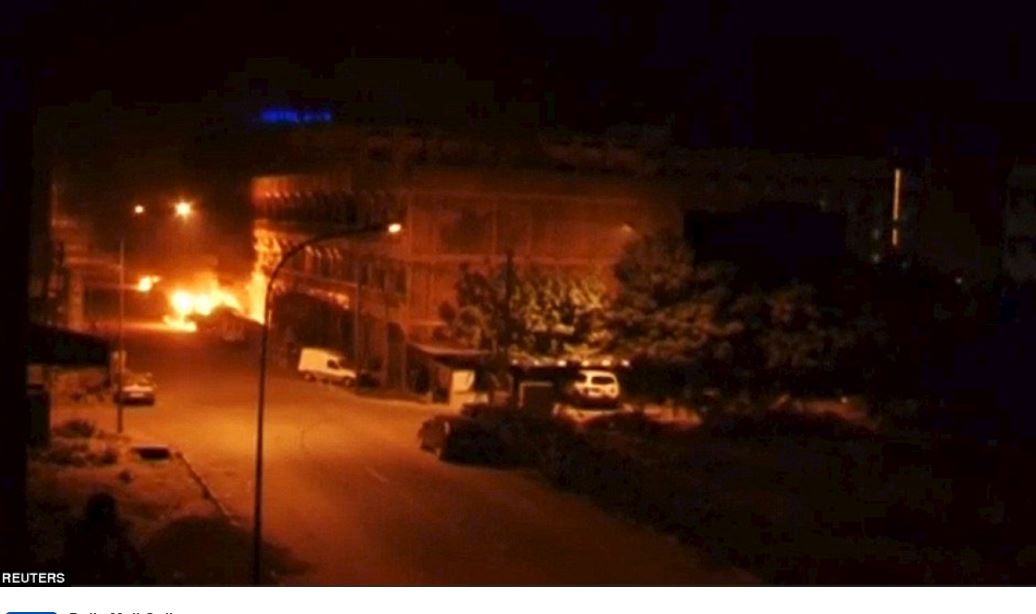 Μπουρκίνα Φάσο- Βρήκαν πτώματα στην ταράτσα του εστιατορίου απέναντι από το ξενοδοχείο