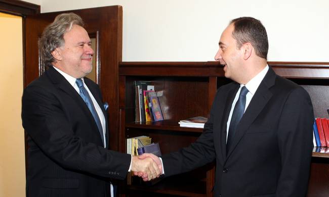 Η διάψευση του Κατρούγκαλου στο MEGA