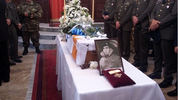 Tα οστά του ήρωα Ν.Καβροχωριανού επέστρεψαν στη γενέτειρά του -ΦΩΤΟ