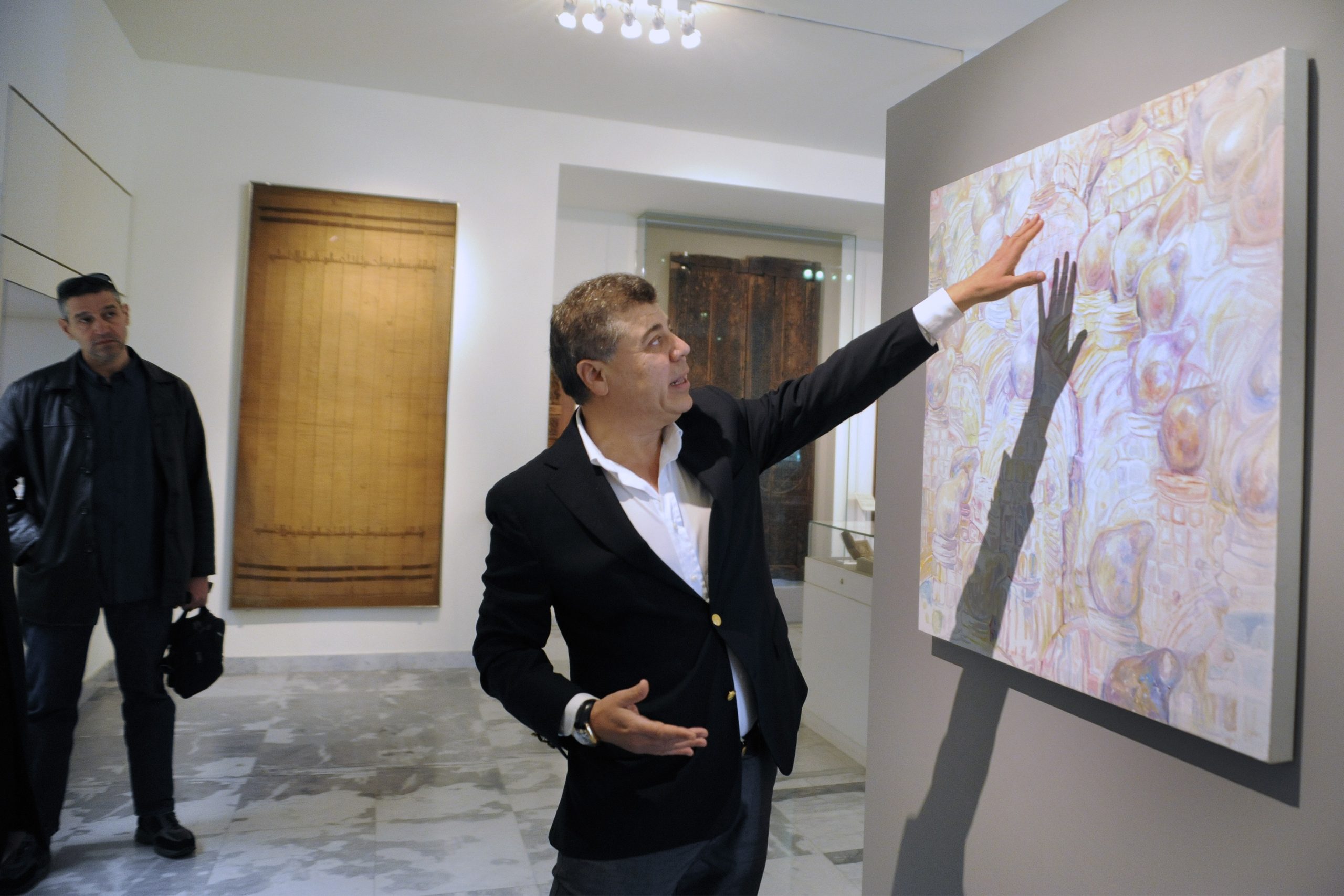 Ο Jamal ζωγραφίζει το “δρόμο του μεταξιού”