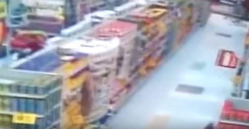 Είναι γνήσιο το viral-βίντεο με το “φάντασμα” στο σούπερ μάρκετ;