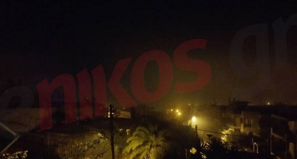 Η ομίχλη “εξαφάνισε” τον Βόλο – ΦΩΤΟ