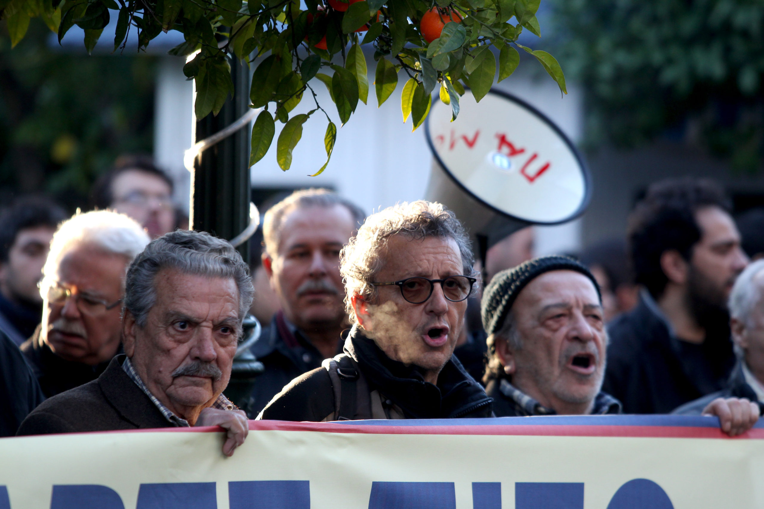 Στο υπουργείο Εργασίας το ΠΑΜΕ – Κλειστή η Σταδίου – ΤΩΡΑ