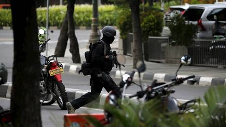 Tο ISIS αναλαμβάνει την ευθύνη για την επίθεση στην Τζακάρτα