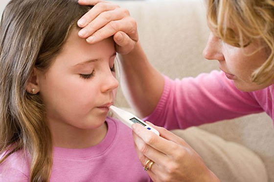 Γρίπη: Πώς να μην κολλήσετε εσείς και το παιδί σας
