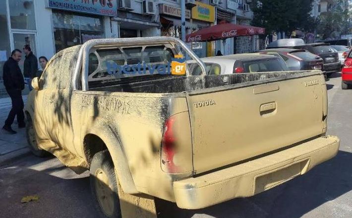 Το αγροτικό που έκλεψε την παράσταση στη Θεσσαλονίκη – ΦΩΤΟ