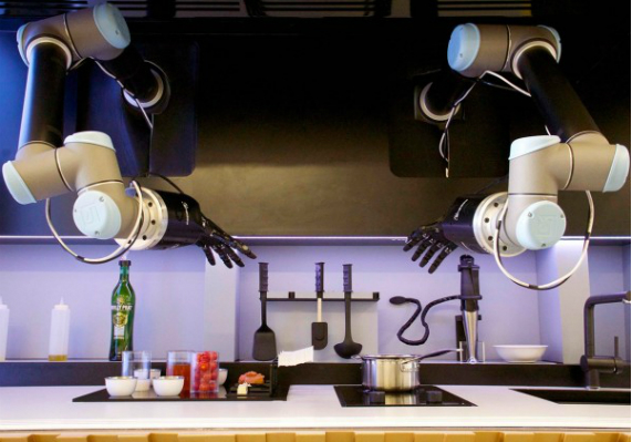 Ρομπότ – σεφ μαγειρεύει και καθαρίζει την κουζίνα