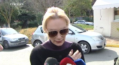 Η συγκλονιστική μαρτυρία της συζύγου του κομμωτή για τη δολοφονική επίθεση – ΒΙΝΤΕΟ