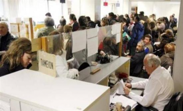 Σενάρια για “ψαλίδι” στις επικουρικές και αύξηση σε εργοδοτικές εισφορές – ΒΙΝΤΕΟ