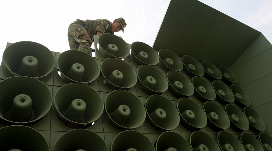 Η Νότια Κορέα απαντάει με… μεγάφωνα στη Βόρεια Κορέα – ΦΩΤΟ