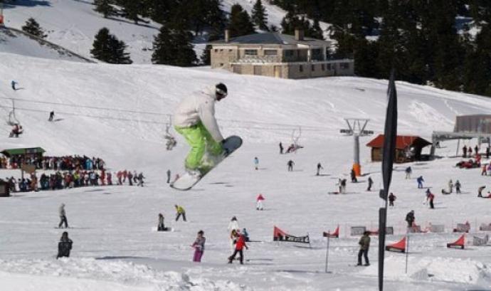 Αύξηση έως και 100% στους επισκέπτες των χιονοδρομικών κέντρων τις γιορτές