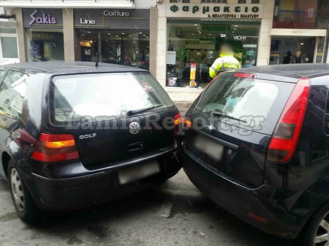 Δεν υπάρχει αυτό το τρακάρισμα – Πήγαν να παρκάρουν ταυτόχρονα και… – ΦΩΤΟ