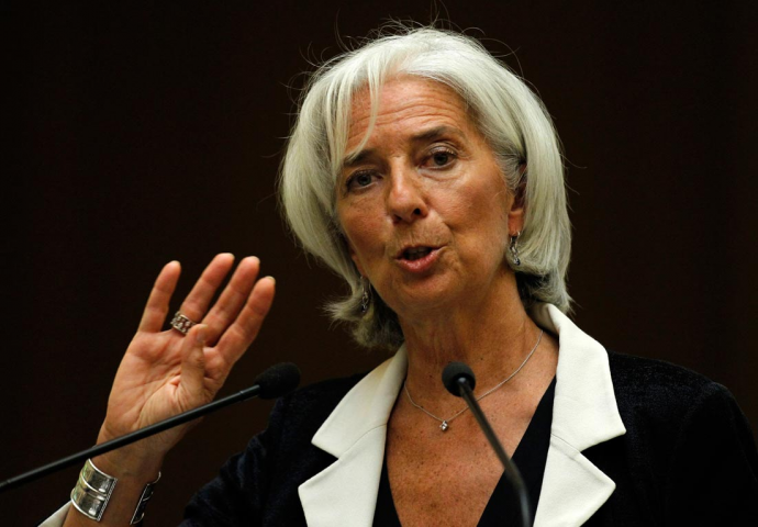 Το ΔΝΤ ζητά νέο “αίμα” 9 δισ. ευρώ με το ασφαλιστικό και μείωση 30% των συντάξεων