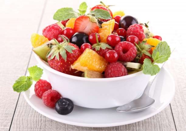 13 δημοφιλή φρούτα και οι μοναδικές θεραπευτικές τους ιδιότητες