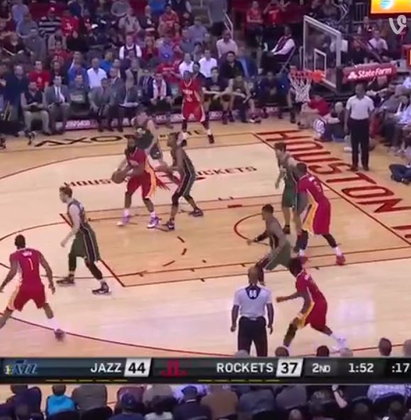 Είναι αυτή η χειρότερη πάσα στο ΝΒΑ; – ΒΙΝΤΕΟ