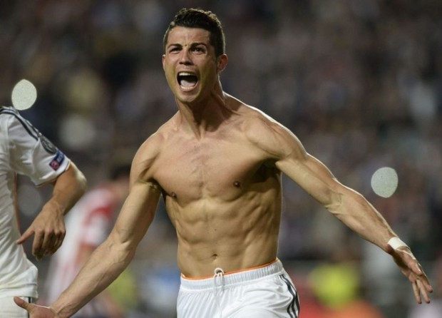 Ο Ρονάλντο και τα φιλάκια σε θαυμάστριες – ΒΙΝΤΕΟ