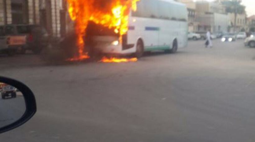 Ένοπλοι πυρπόλησαν λεωφορείο στη Σαουδική Αραβία